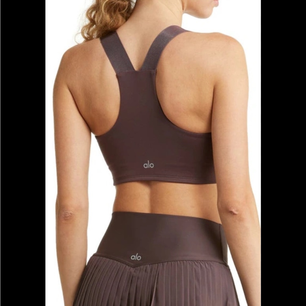 NWOT ALO YOGA AIRBRUSH REV IT UP BRA [color: raisin] size M